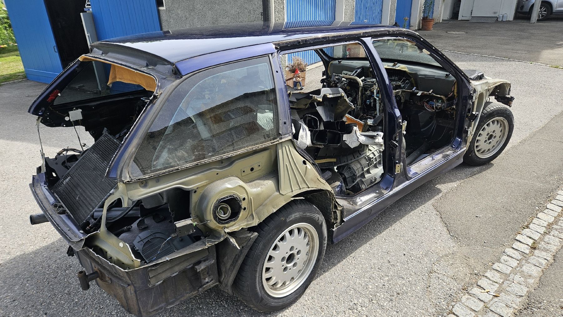 BMW Autos: BMW E36 318 Schlachter – Defekt aus Trogen von hae_g56c 3