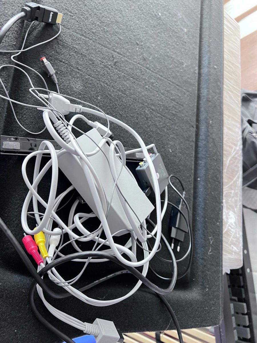 Nintendo Console: Wii Konsole mit Spiel – Usato da Schaan venduto da mugerle 2