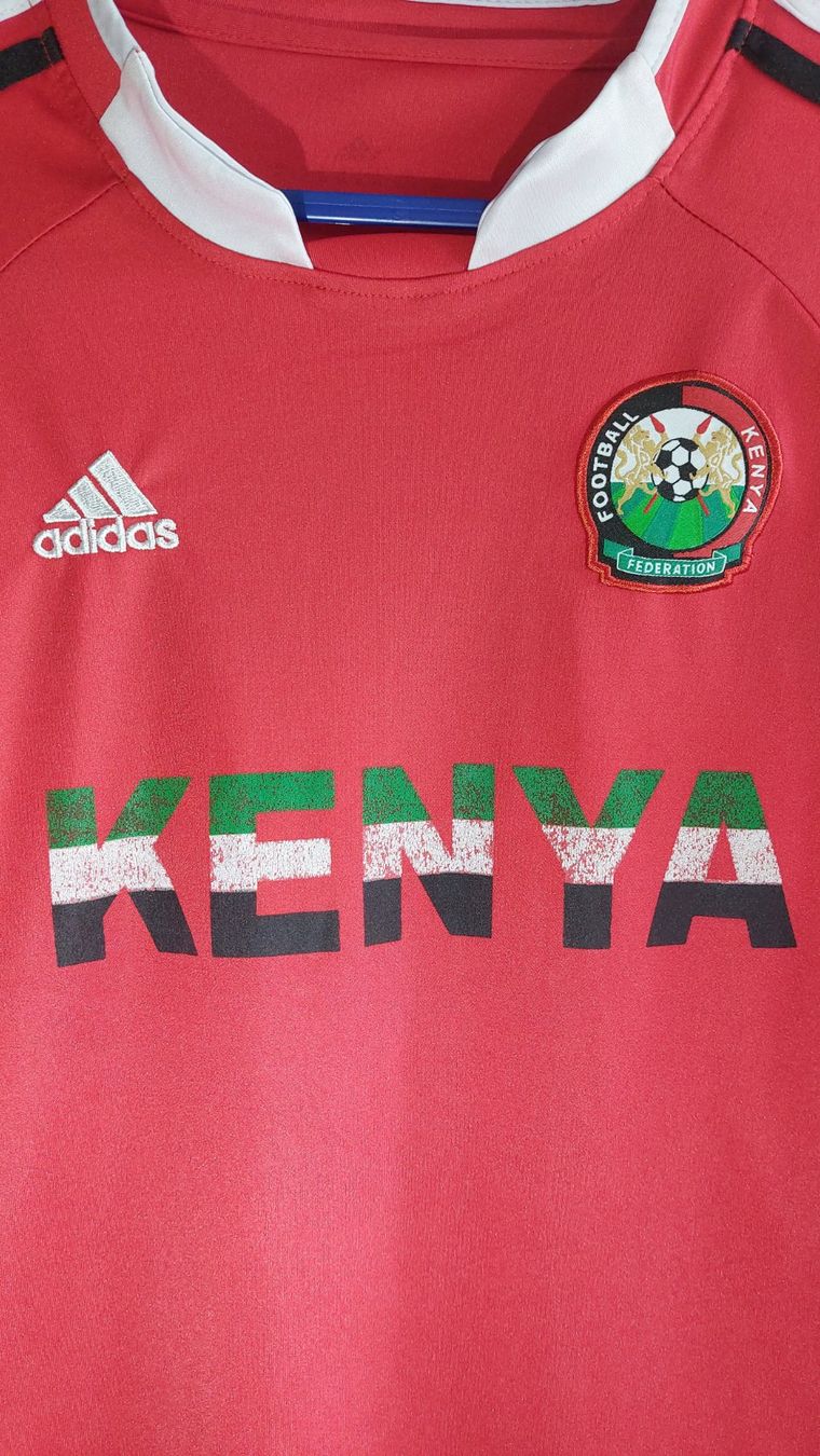 Adidas Canottiere & Pantaloni: Kenia Langarm Trikot Gr. M 2010 – Usato da Hedingen venduto da Turicun25 4