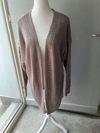 Feine Strickjacke, Grösse XL ideal für den Übergang!