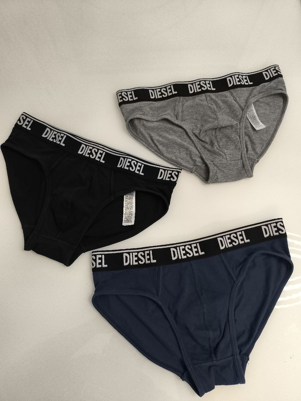 Diesel Unterwäsche: 3x Diesel slips grosse M – Gebraucht aus Oensingen von Outlet_Super_Sale 1