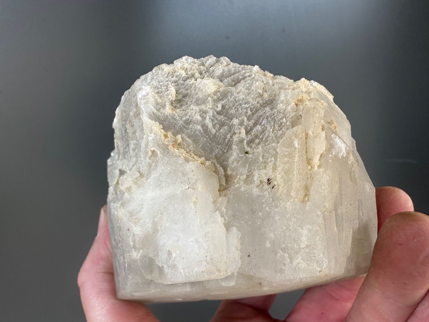 Minerali & Pietre curative: Calcit Kristallhöhle Kobelwald – Usato da Oberuzwil venduto da Crystall0 6