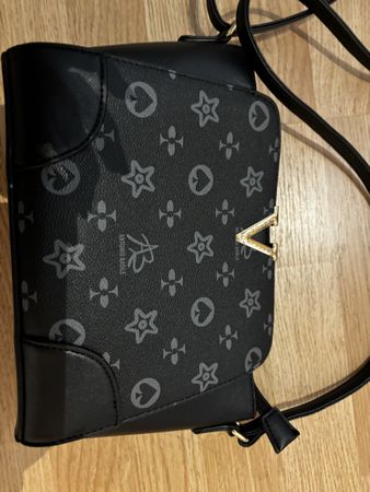 Handtasche