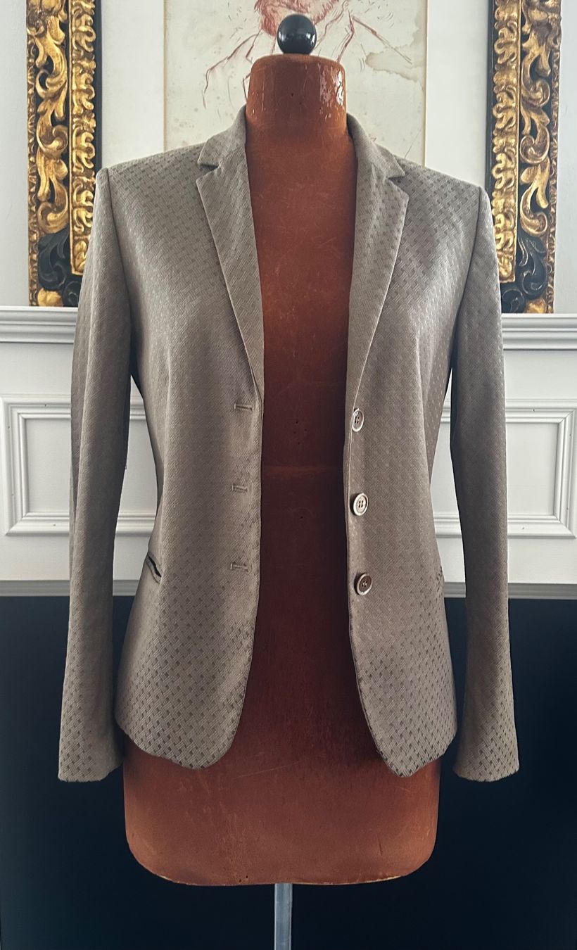 Cinque Giacche: Cinque Blazer Damen 36 – Usato da Liestal venduto da Ballybs 1