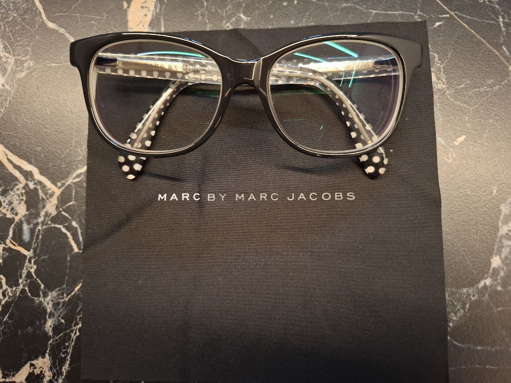 Marc Jacobs Brillen & Gläser: Marc Jacobs Brille – Gebraucht aus Untereggen von jan_bd9s 1