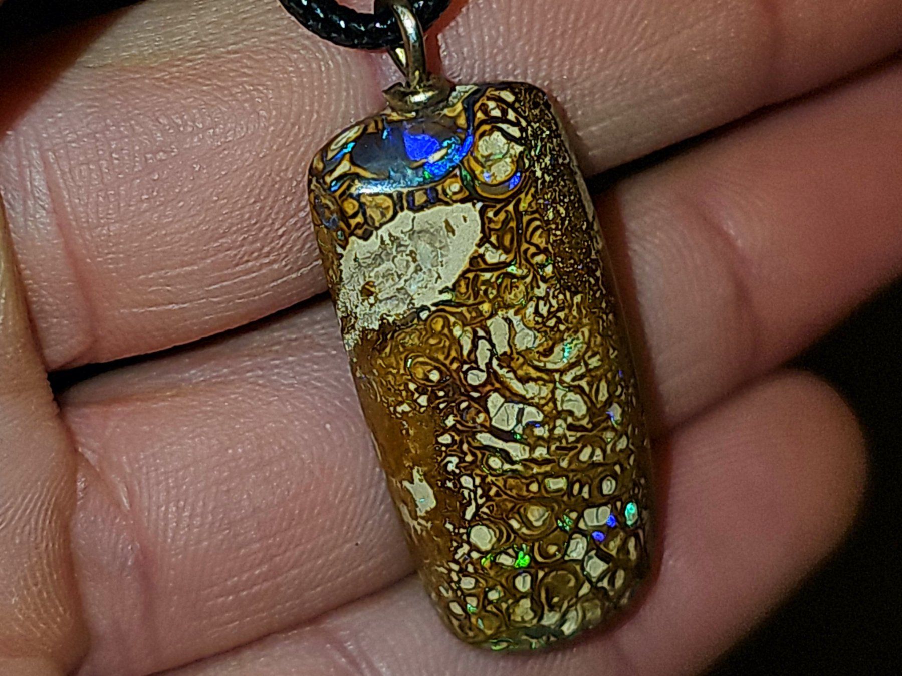 Edelsteine: Natürlicher australischer Boulder Opal Anhänger – Gebraucht aus Uerkheim von Winwinner