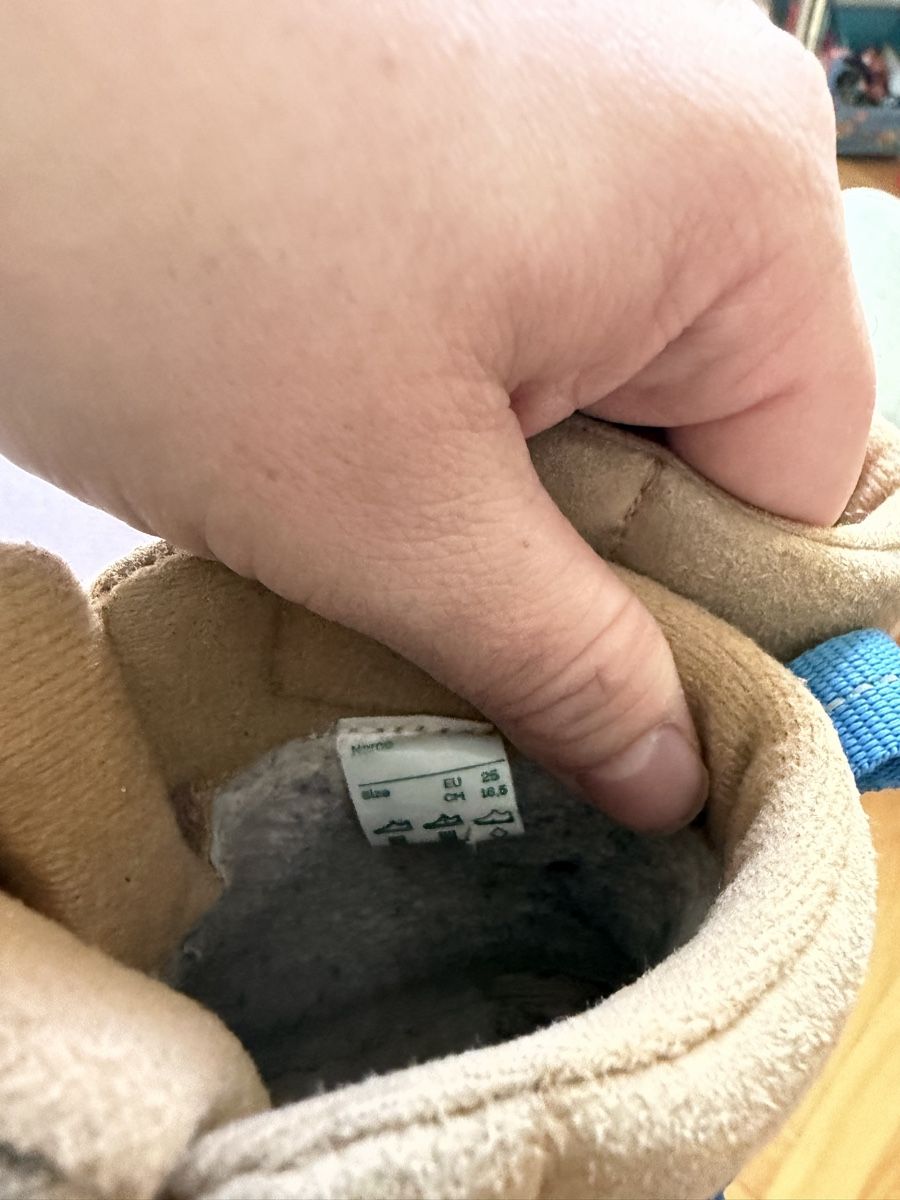 Affenzahn Scarpe da uomo: Affenzahn vegan Comfy Special Edition Gr 25 – Usato da Basel venduto da Aiuola 7