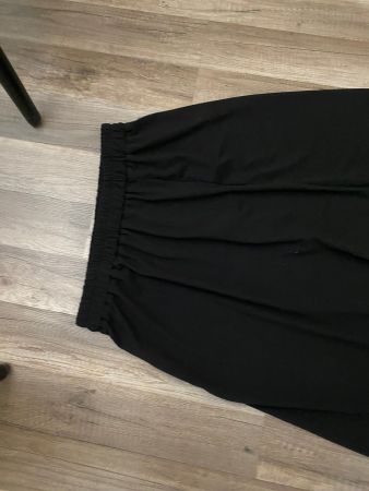 Langer Jupe schwarz Grösse L