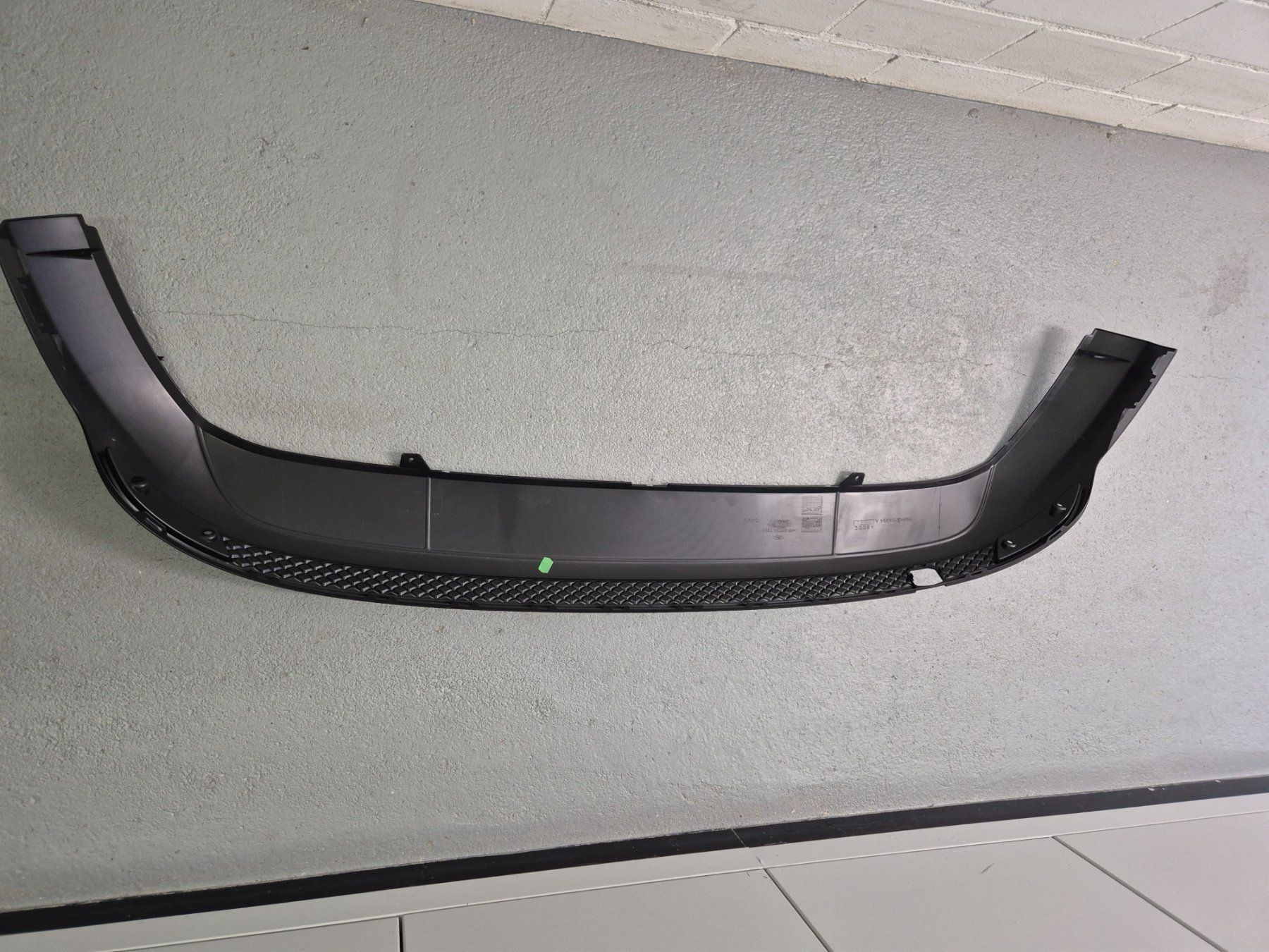 Ford Tutti pezzi di ricambio auto: Heckdiffusor Stosstange hinten für Ford Focus – Nuovo e nell'imballaggio originale da Domat Ems venduto da tchnesa 3