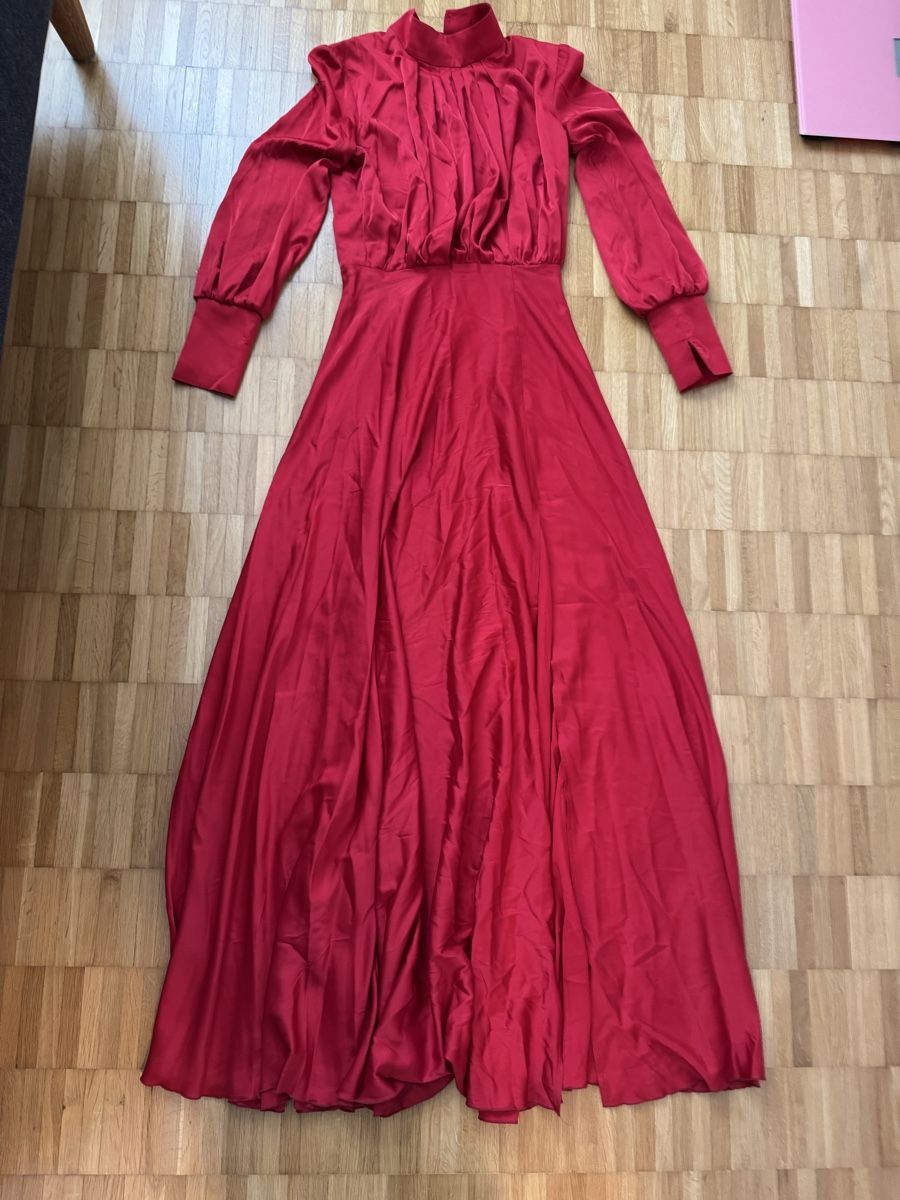 Kleider: Rotes Maxikleid Grösse 36 mit Schlitz! 💃 – Neu (gemäss Beschreibung) aus Jona von Good_luck_