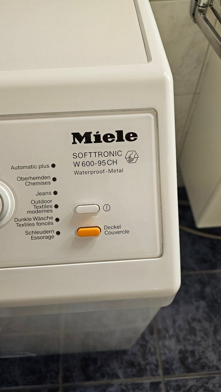 Miele Lavatrici: Miele Softtronic W600-95 CH – Usato da Reinach AG venduto da Yig 1