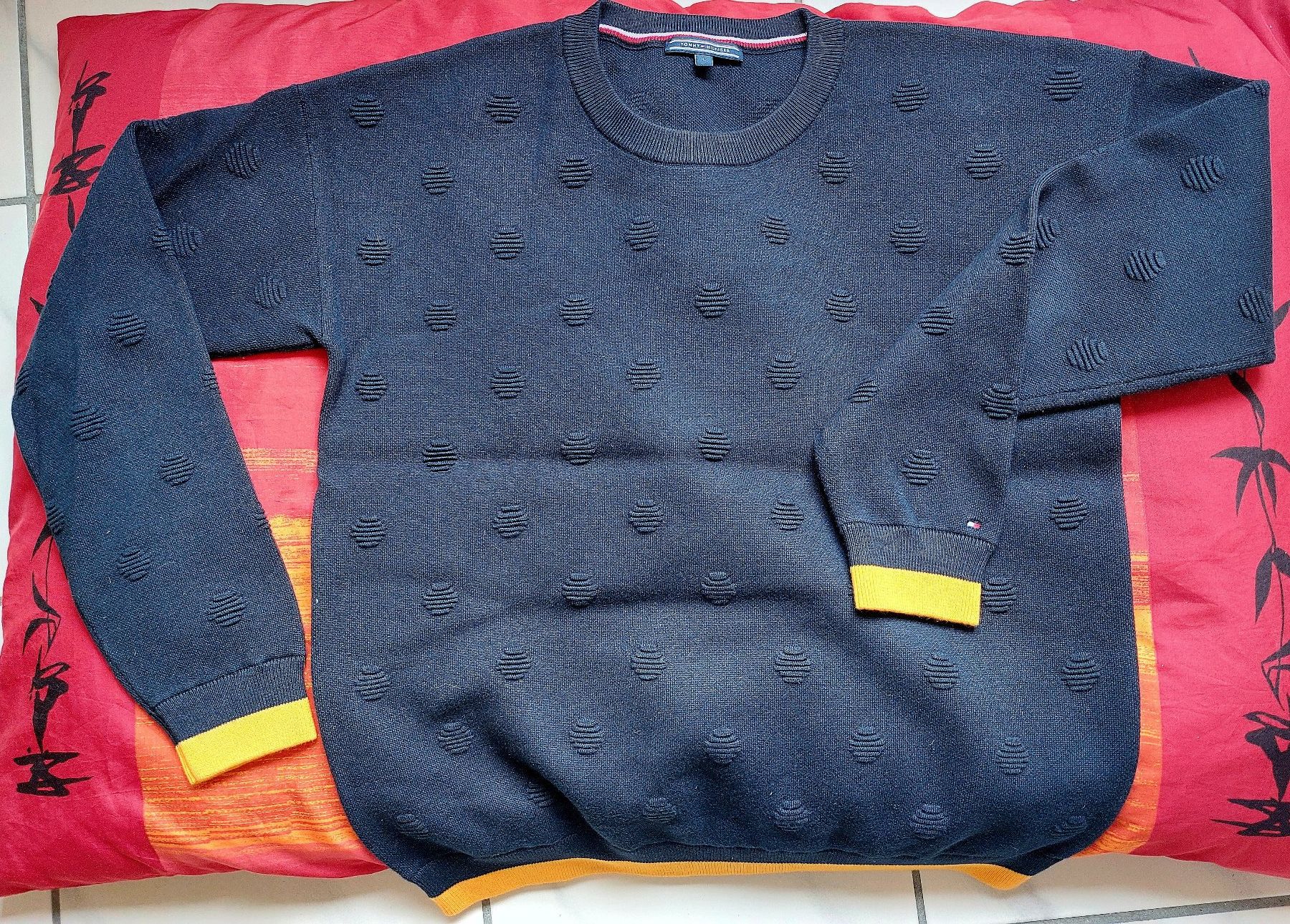 Tommy Hilfiger Maglioni & Felpe: Tommy Hilfiger Pullover Grösse L – Usato da Aarau venduto da gutLeben_2021 1