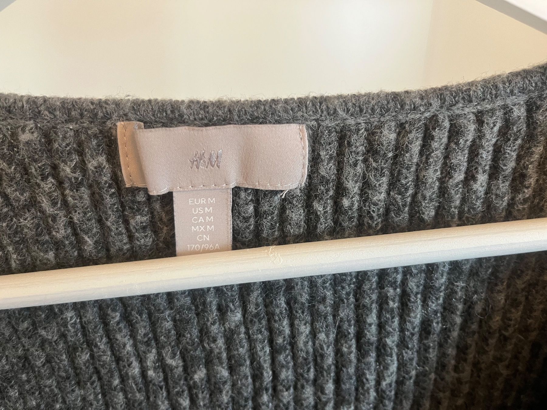 H&M Maglioni & Felpe: H&M Strickpullover grau, Grösse M – Nuovo (secondo la descrizione) da Zürich venduto da Estelle_C 1