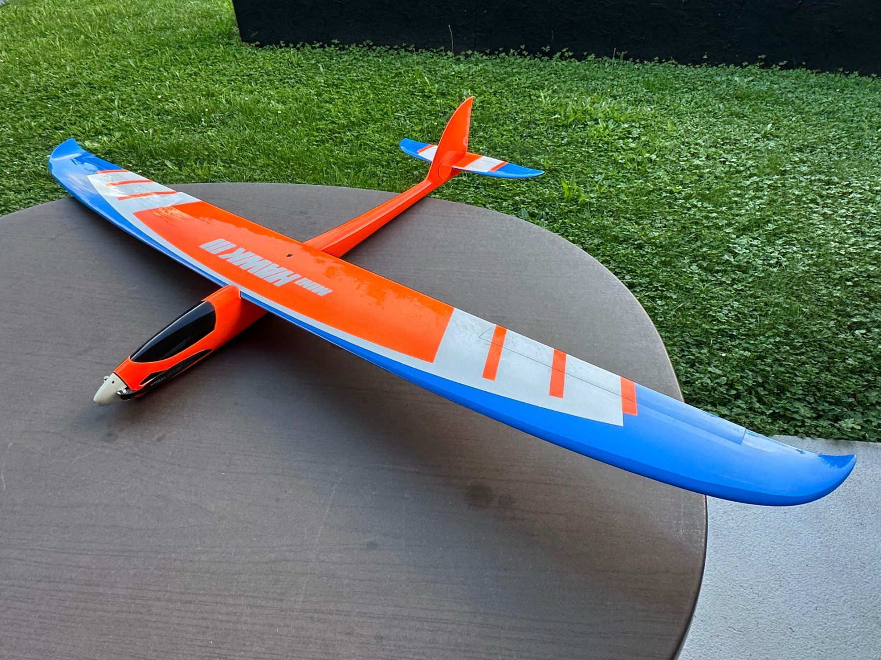 Mini Hawk III 3 Voll GFK Segler / Hotliner / Hangfräse (Gebraucht) in ...