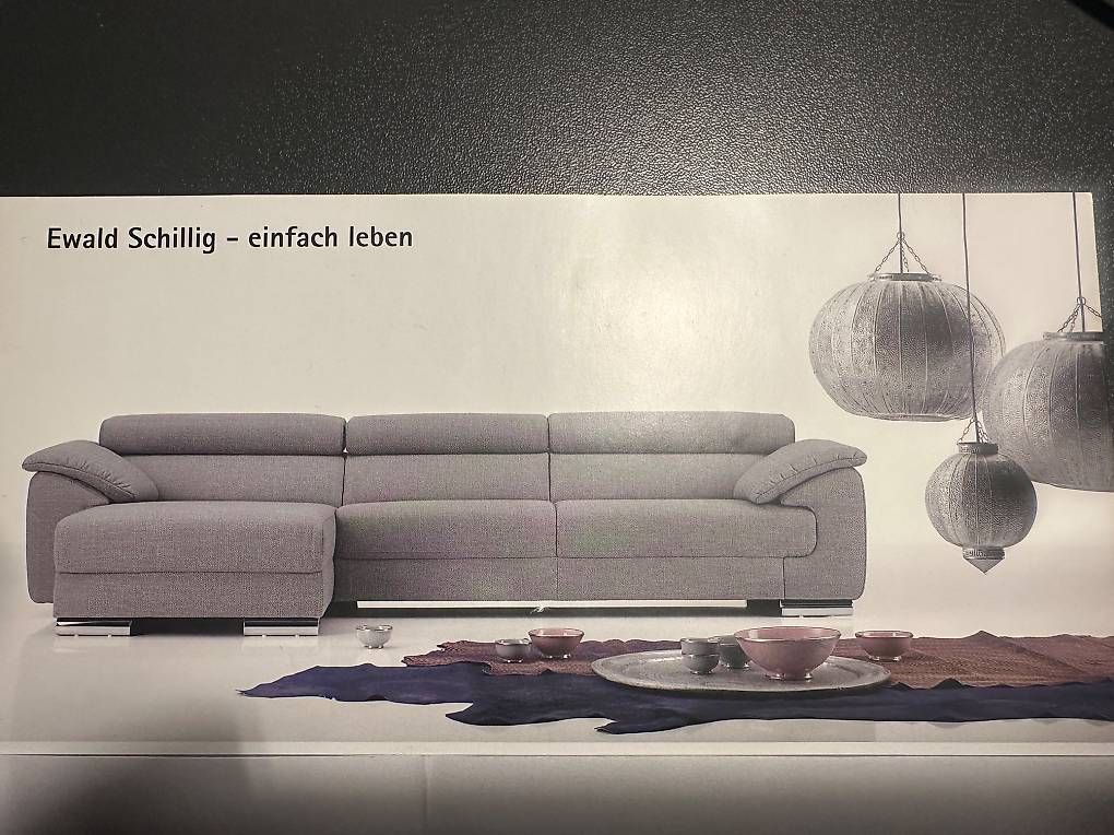 Divani: Ecksofa aus schwarzem Leder – Usato da Gelterkinden venduto da christinameier