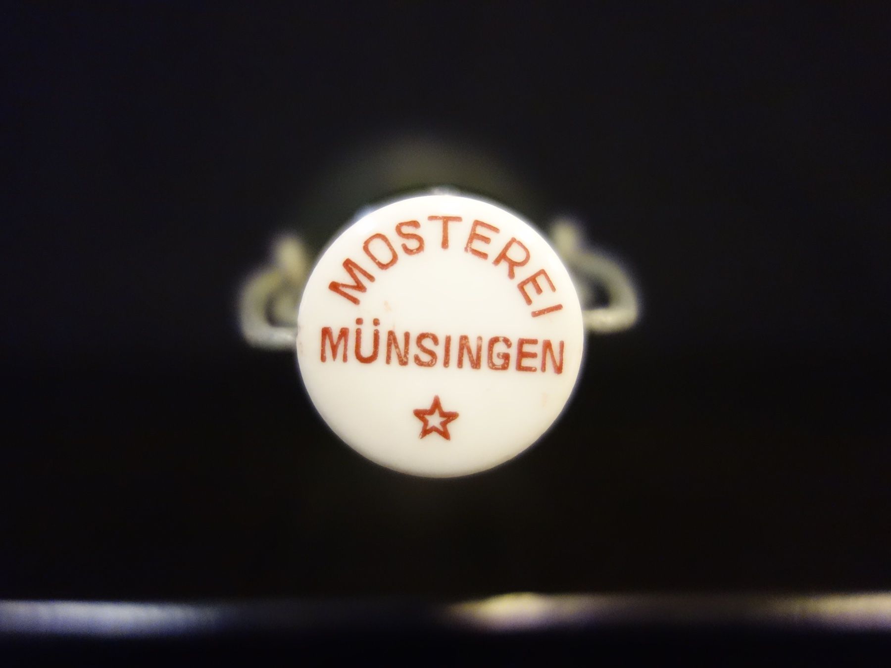 Bicchieri, Caraffe & Bottiglie: alte Flasche MOSTEREI MÜNSINGEN 1954 – Usato da Kerzers venduto da Flaschenposten 7