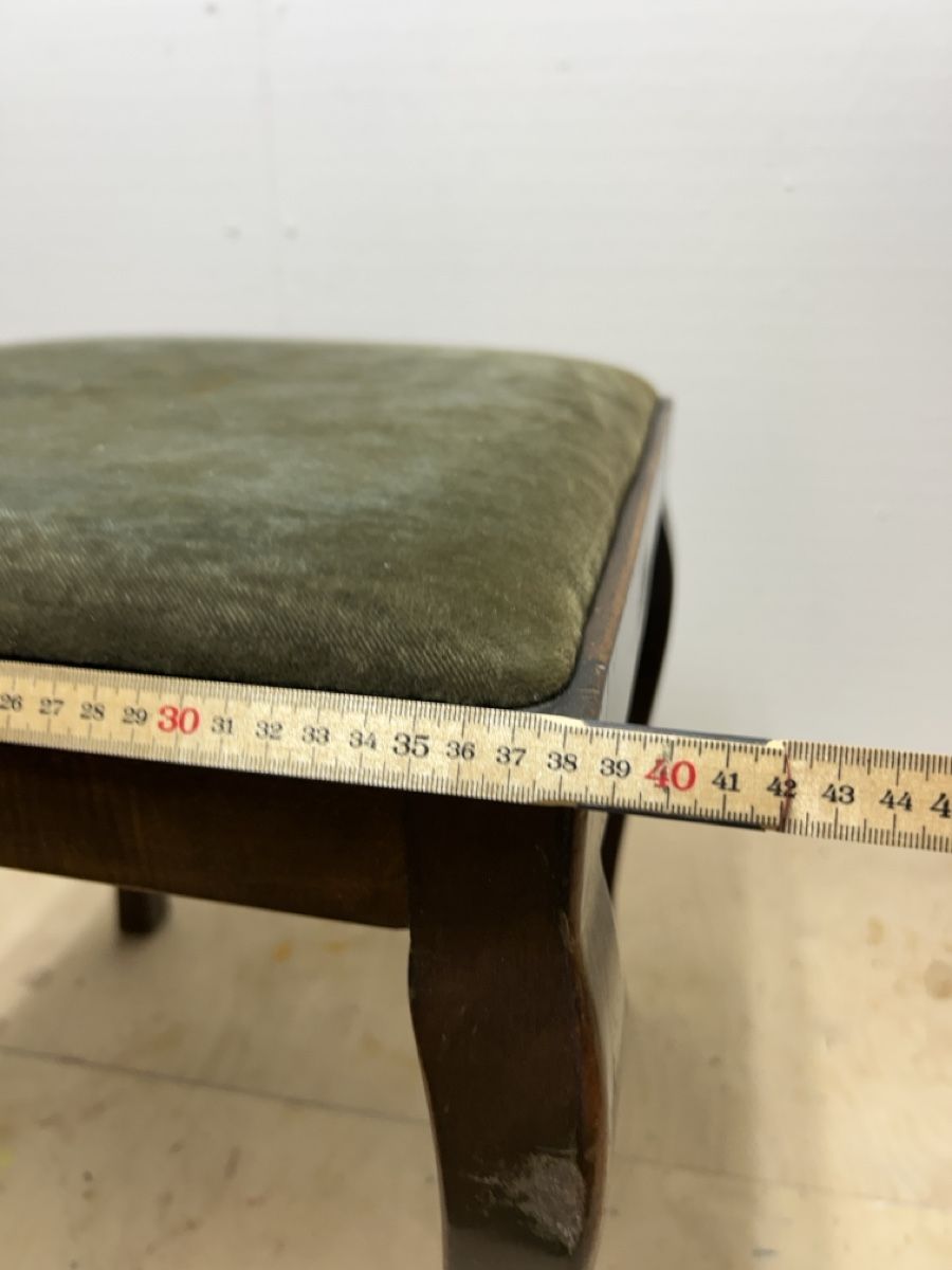 Sedie: Alter, gepolsterter Hocker, Stuhl – Usato da Uster venduto da Stromboli7 7