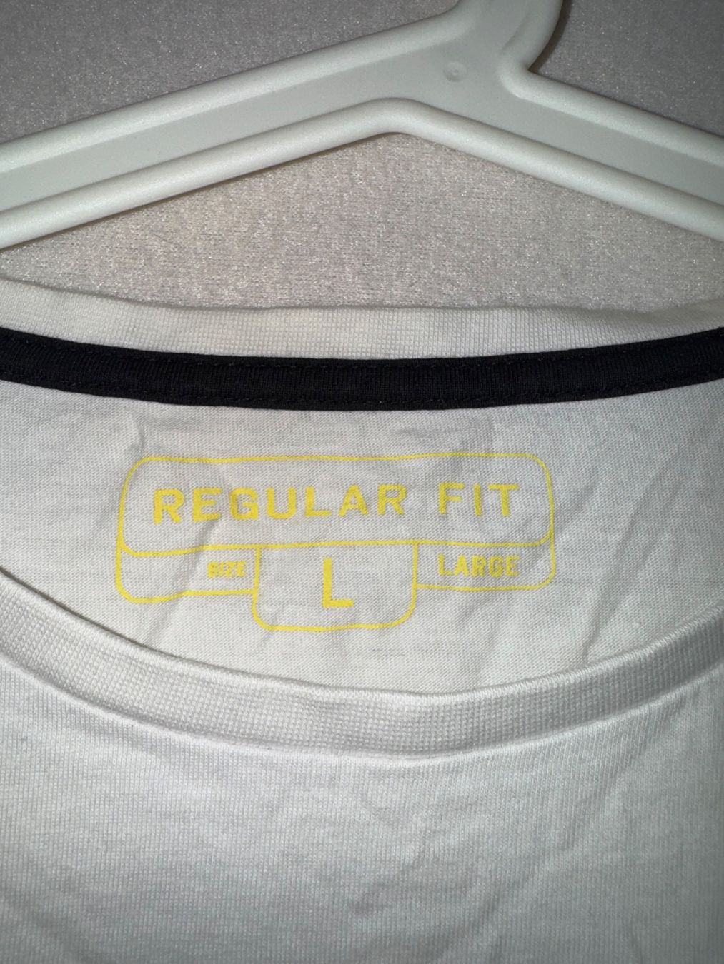 T-shirt: weisses T-Shirt Gr. L – Usato da Grosswangen venduto da SALE_SALE_SALE 1