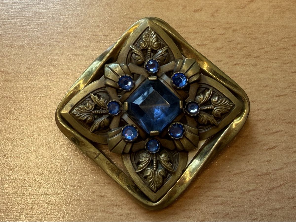 Broches & Aiguilles: Antike Brosche mit blauen Steinen – D'occasion à Lamone par LaCantinaMagica 3