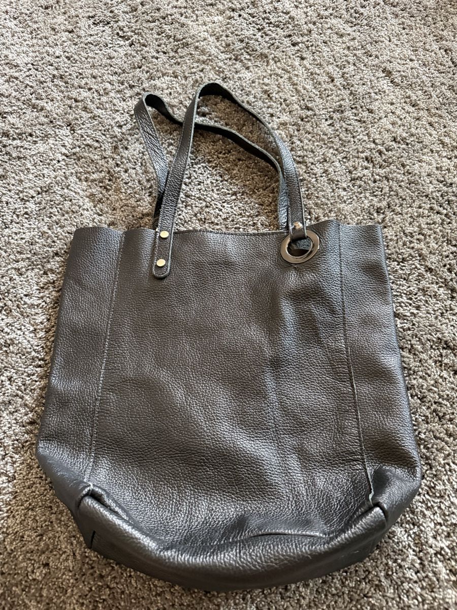 Taschen für Damen: Lederhandtasche – Gebraucht aus Oberglatt ZH von sam_vs55