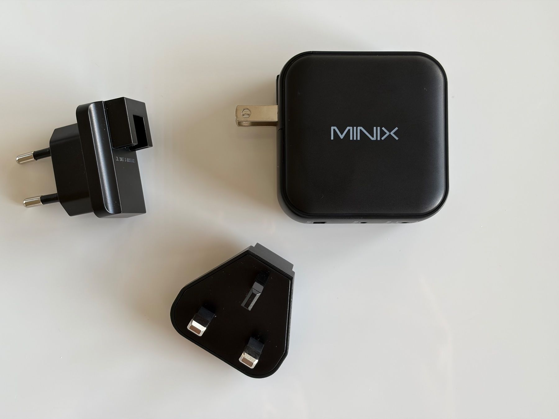 Ladegerät: 100W Minix Ladegerät USB-C mit touch Display Macbook iPhone – Neu (gemäss Beschreibung) aus Olten von Lamb_of_God 5
