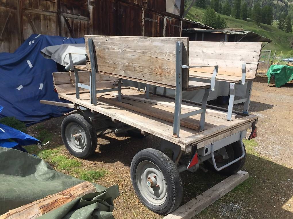 Rimorchi: Wägeli mit Länksbänken – Usato da Samedan venduto da lp1_jhn9