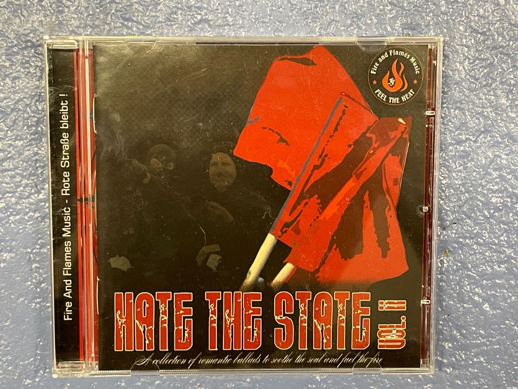 CDs: [CD] V/A - Hate The State Volume 2 (2007) – D'occasion à Frasnacht par DiskSelection