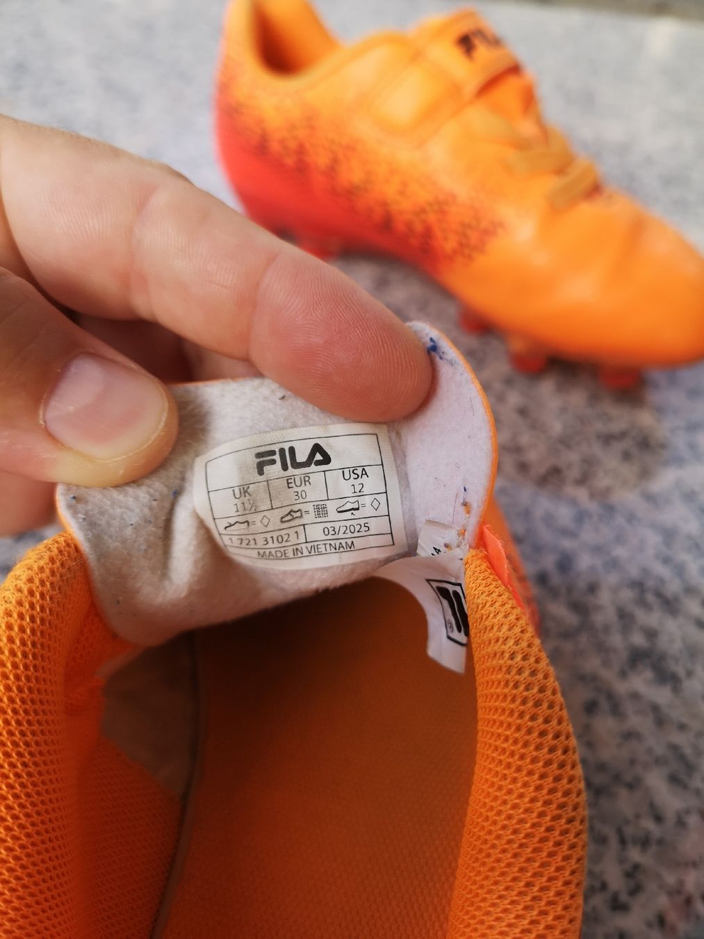 Fila Scarpe per ragazzi: Fussball Schuhe Kinder Gr. 30 – Nuovo (secondo la descrizione) da Seedorf UR venduto da chr_927k 1
