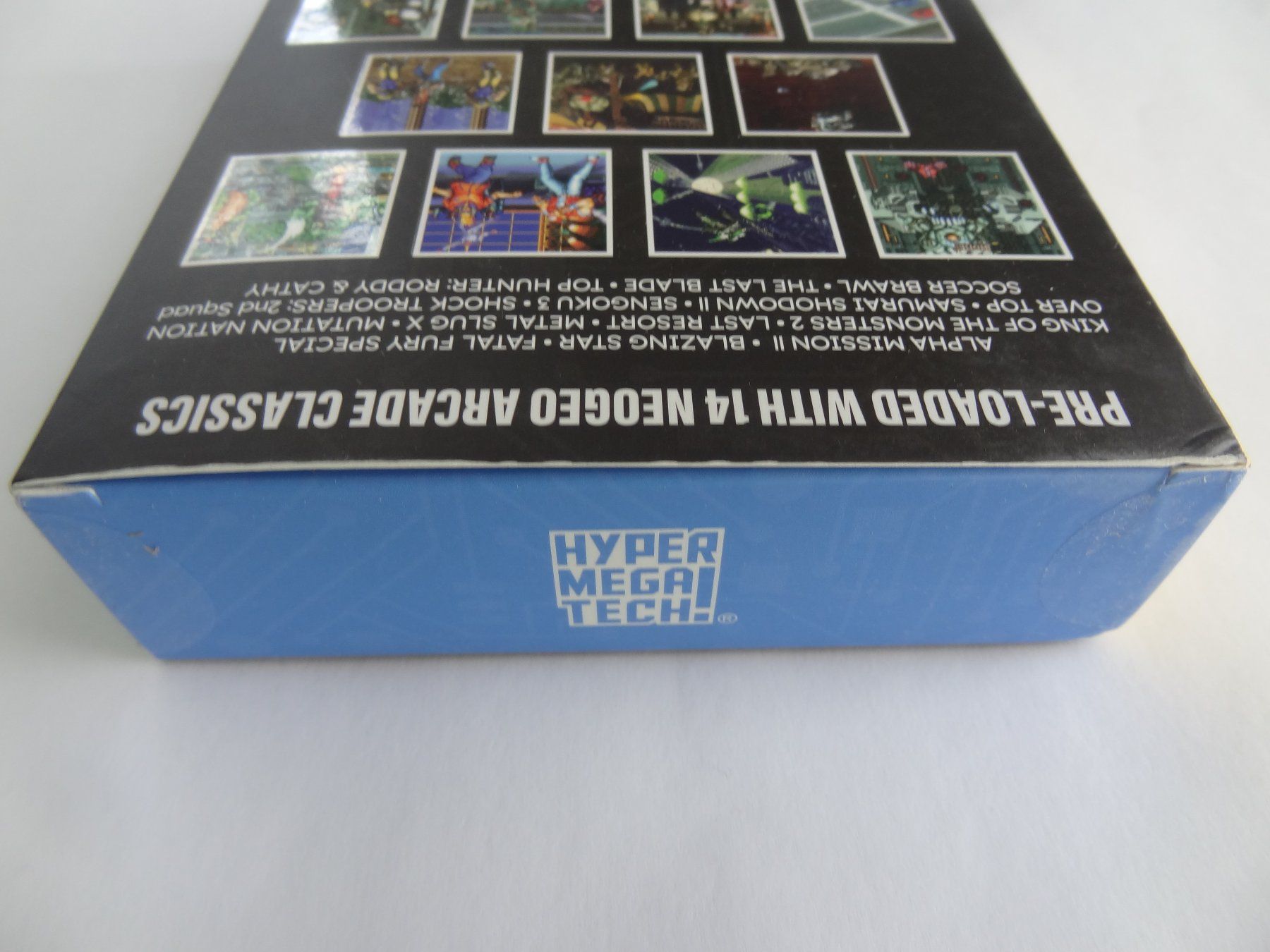 Console: Hyper Mega Tech Neo Geo MVS Limited Super Pocket Evercade – Nuovo e nell'imballaggio originale da Lyss venduto da Famicom 3