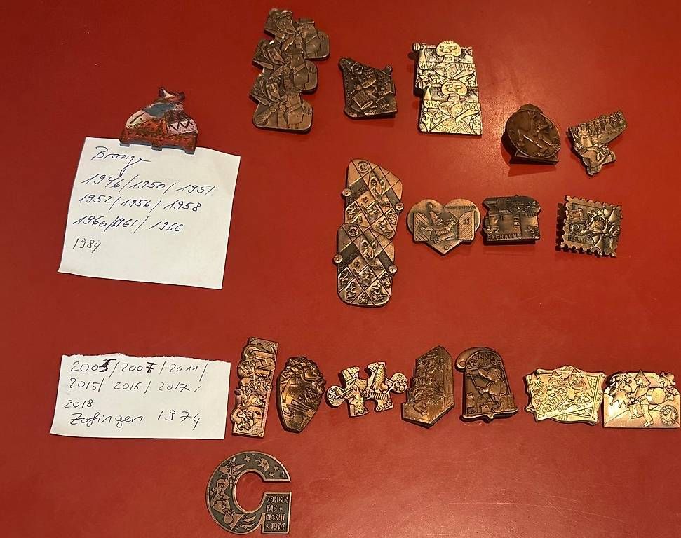 Plaquettes & Badges: Fasnachtsplaketten – D'occasion à Basel par kitchen1