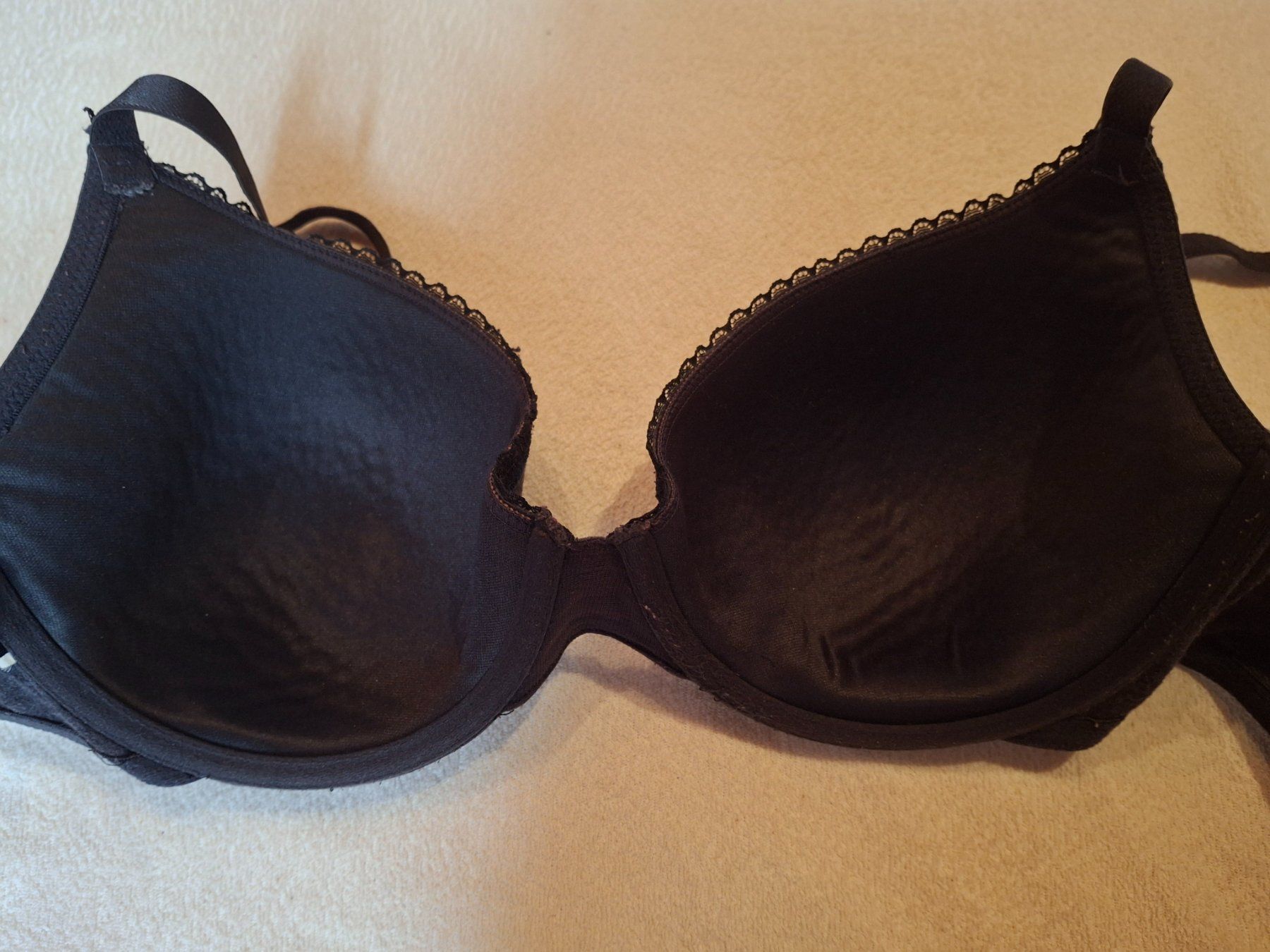 Altra biancheria intima: Soutien-gorge taille 80D 74% coton marque Kiabi – Usato da Villiers venduto da san_jn5w 5