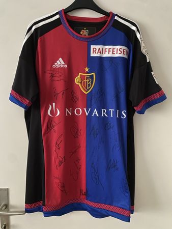 Fussballtrikot FC Basel Adidas signiert Grösse L