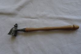 antiker Kerzen löscher - Metallkuppel mit Holzgriff