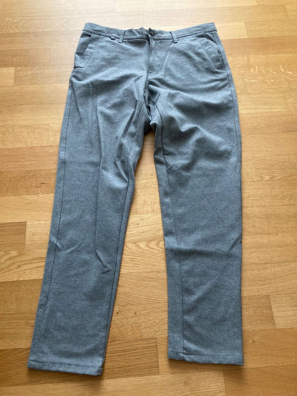 Zara Pantaloni: (C-E) Zara Man Hose 40 – Usato da Jonen venduto da Sevenb