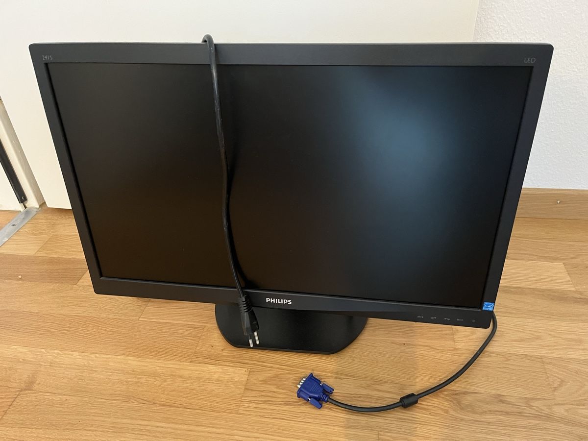 Ecrans: PC screen – D'occasion à Zürich par chr_nj8q