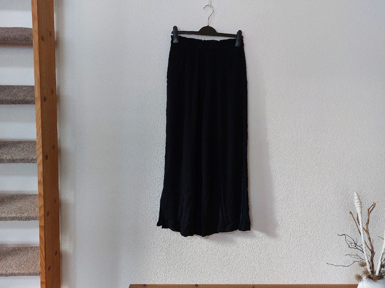 Pantalons: Damen Hose Schwarz  mit Schlitz – D'occasion à Effingen par roe_7mb7 1
