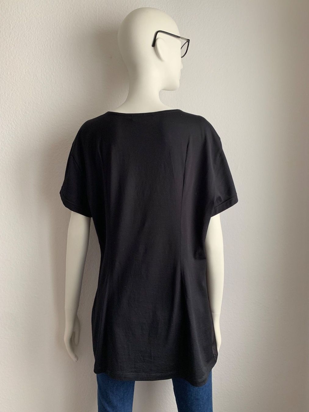 Givenchy T-Shirts: Givenchy T-Shirt – Neu (gemäss Beschreibung) aus Winterthur von 19.19 3