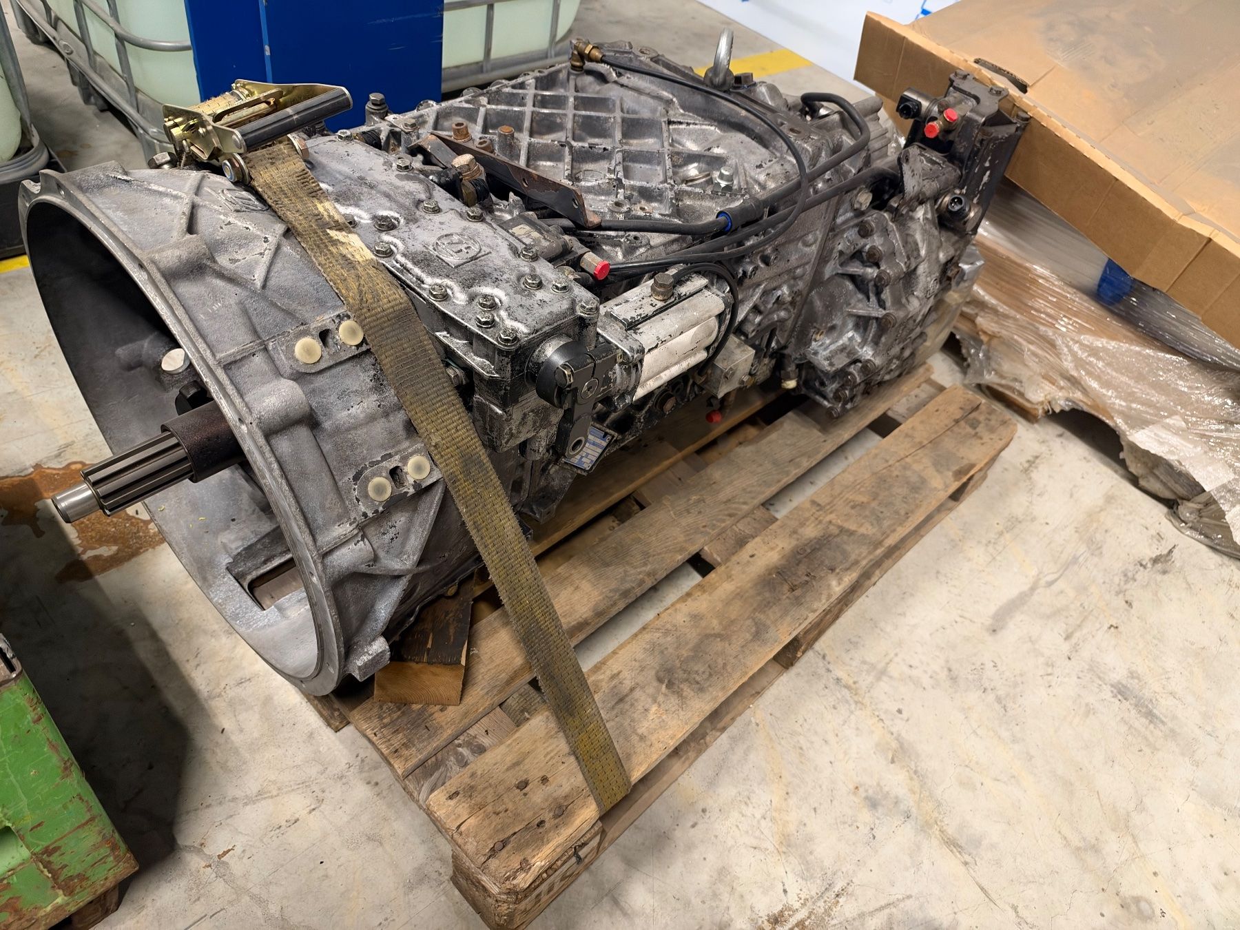 Tutti i ricambio: ZF ecosplit 16s221 Getriebe – Usato da perlen venduto da tommy.h