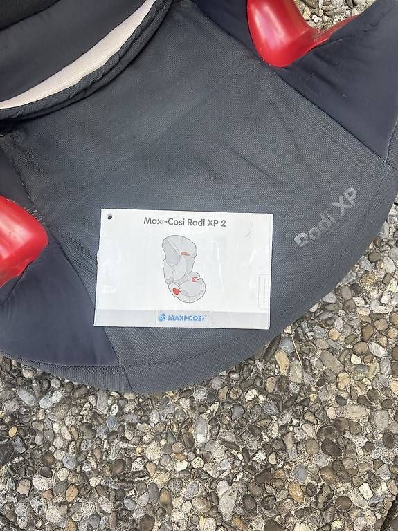 Seggiolini per auto: Siège auto maxi cosi rodi XP 2 – Usato da Sion venduto da Nelsonkatz 2