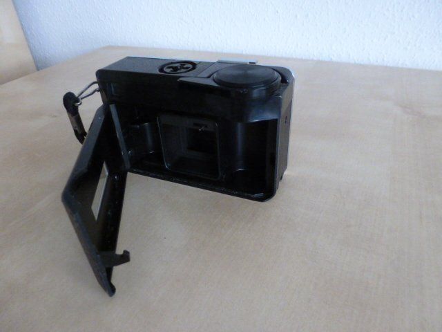 Kodak Fotocamera: Alte KODAK Instamatic 133 Camera – Usato da Luzern venduto da Ankerli 2
