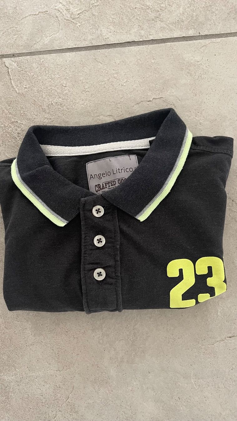Magliette Polo: Poloshirt, Gr. L – Usato da Wetzikon ZH venduto da Schrungus 1