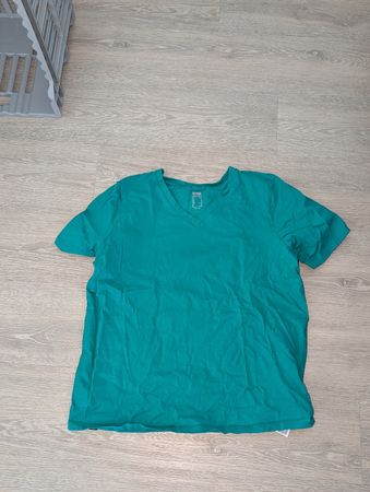 T-Shirt V-Ausschnitt petrol Grösse L guter Zustand