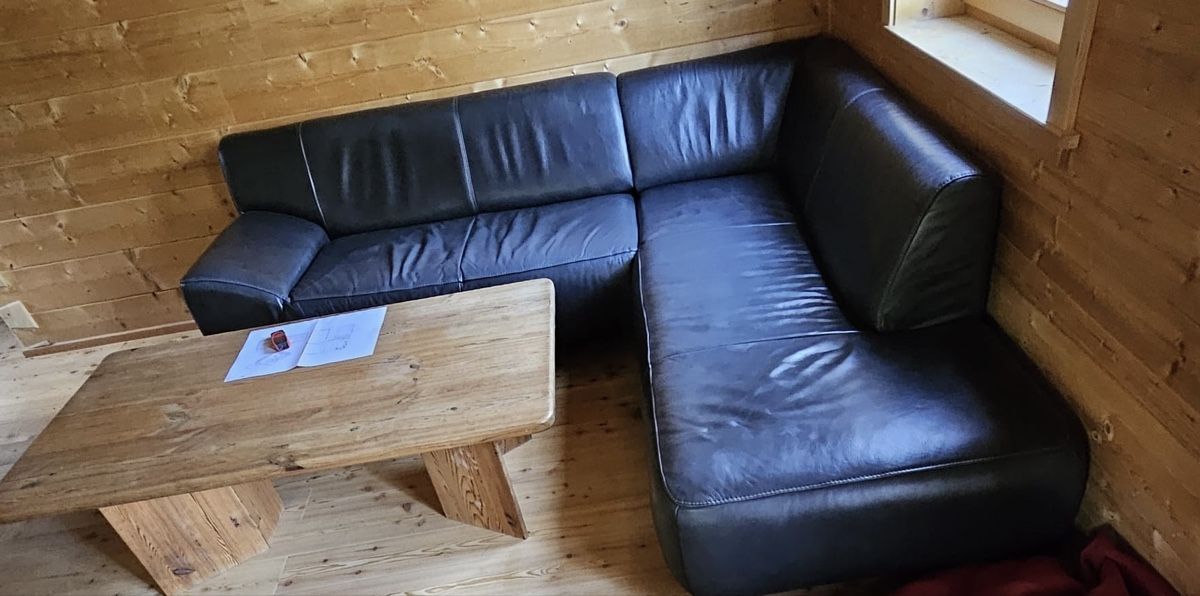 Divani: Ecksofa aus Leder, schwarz, L-Form, Lounge-Möbel – Usato da Wollerau venduto da Vivi_02 1