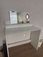 Schminktisch Weiss mit Spiegel guter Zustand