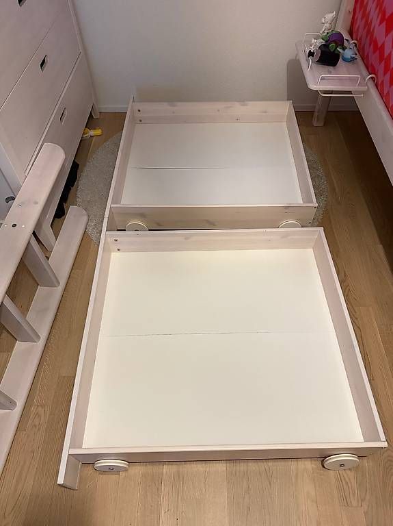 Flexa Kommoden: 2x Flexa Unterbettschubladen – Gebraucht aus Hüttikon von Mellie422