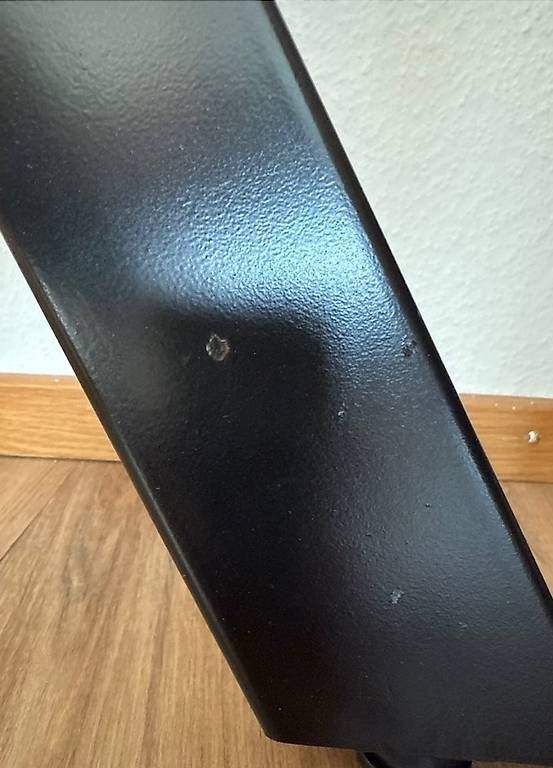 Altri mobili: Schwarze Couchtischbeine 50cm hoch – Usato da Frenkendorf venduto da emi_jg7b 3