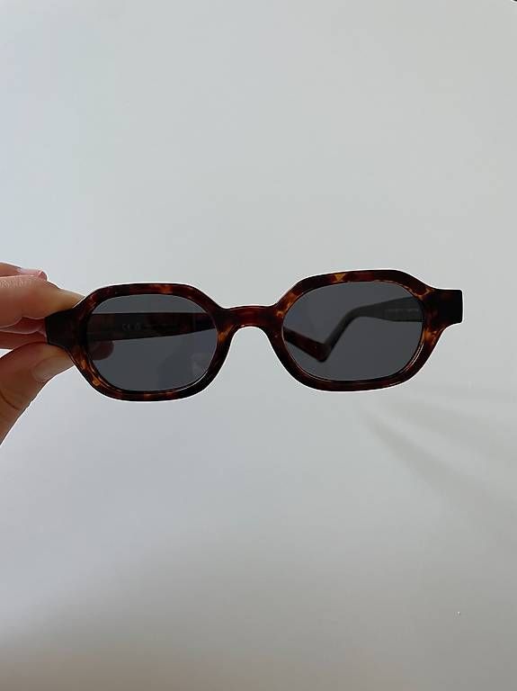 Occhiali & Lenti: Meller Sonnenbrille  – Usato da Zürich venduto da kar_b6fj