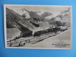Dampflokomotive Furka-Oberalpbahn auf Nätschen gegen Furka