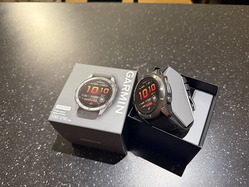 Garmin Smartwatch: Garmin Fenix 8 Pro 51 mm AMOLED Sapphire – Usato da Wangen an der Aare venduto da dus_nnf8 1