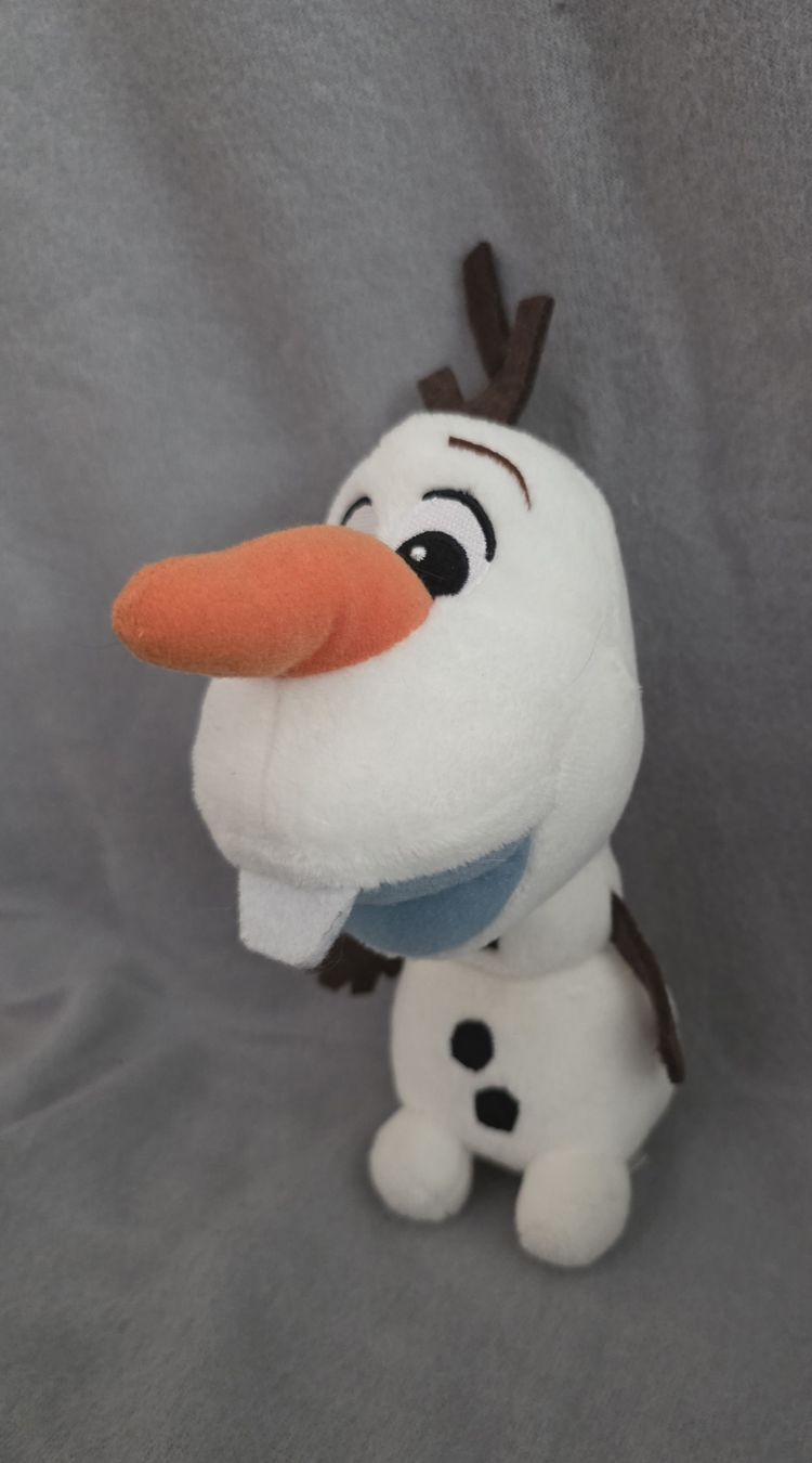 Disney Giocattoli: Plüschfigur Olaf Disney Frozen II  – Usato da Hallwil venduto da lulu14 1